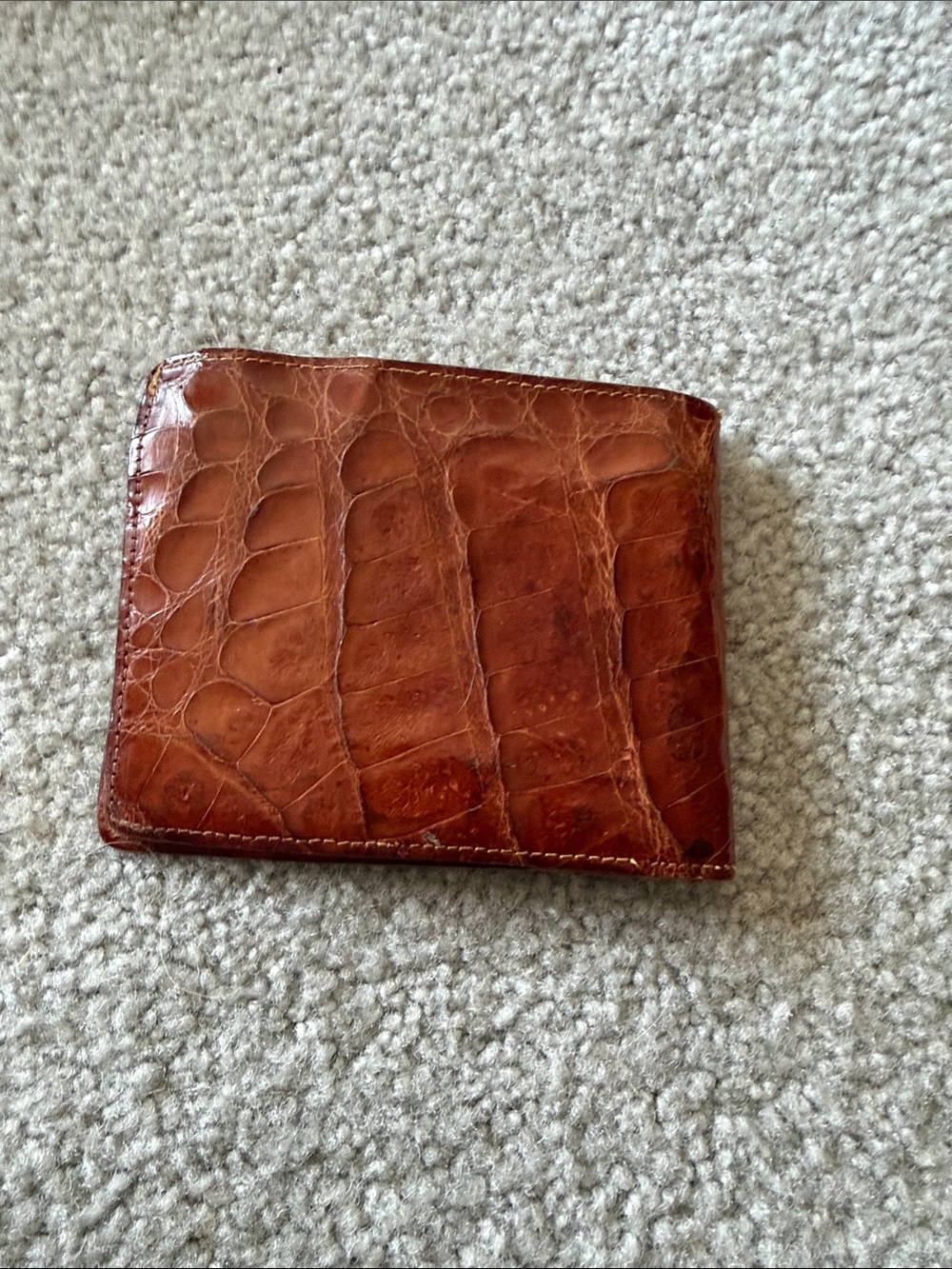 vintage brown alligator skin bifold wallet
